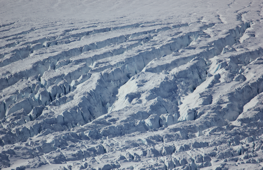 nioghalvfjerdsbræ冰川裂缝。。。
